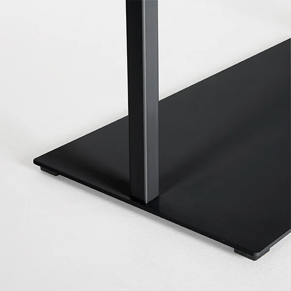 plakatstaender fast schwarz metallsockel